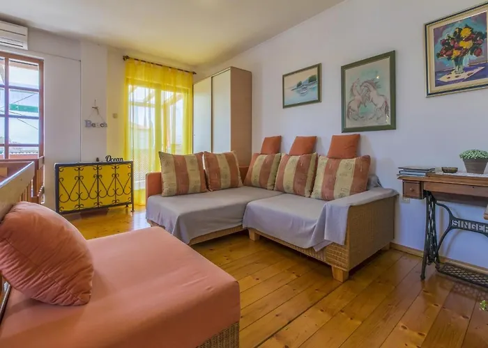 Ferienhaus House Haus Vlady