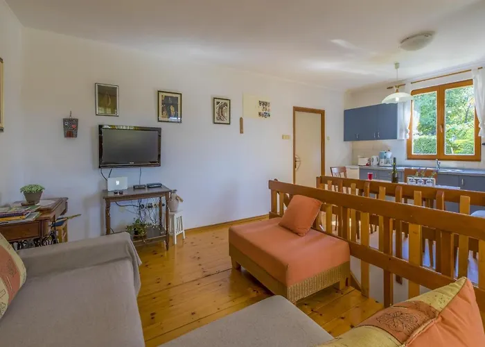 Ferienhaus House Haus Vlady