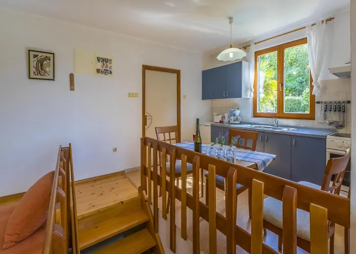 House Haus Vlady Ferienhaus *